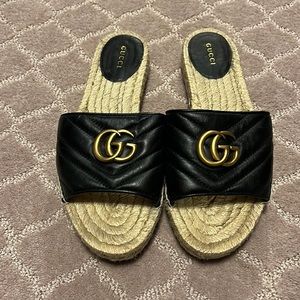 Womens Gucci sandals